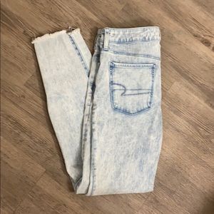 Bleached American Eagle Jeggings